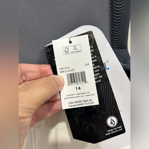 Volcom Boys Size 14 Wetsuit Jacket 2 mm Long Sleeve Charcoal Grey NWT - Picture 7 of 8